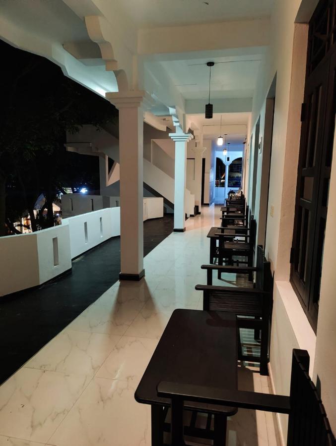 Atteriya Chill Hotel Arugam Bay Exterior photo