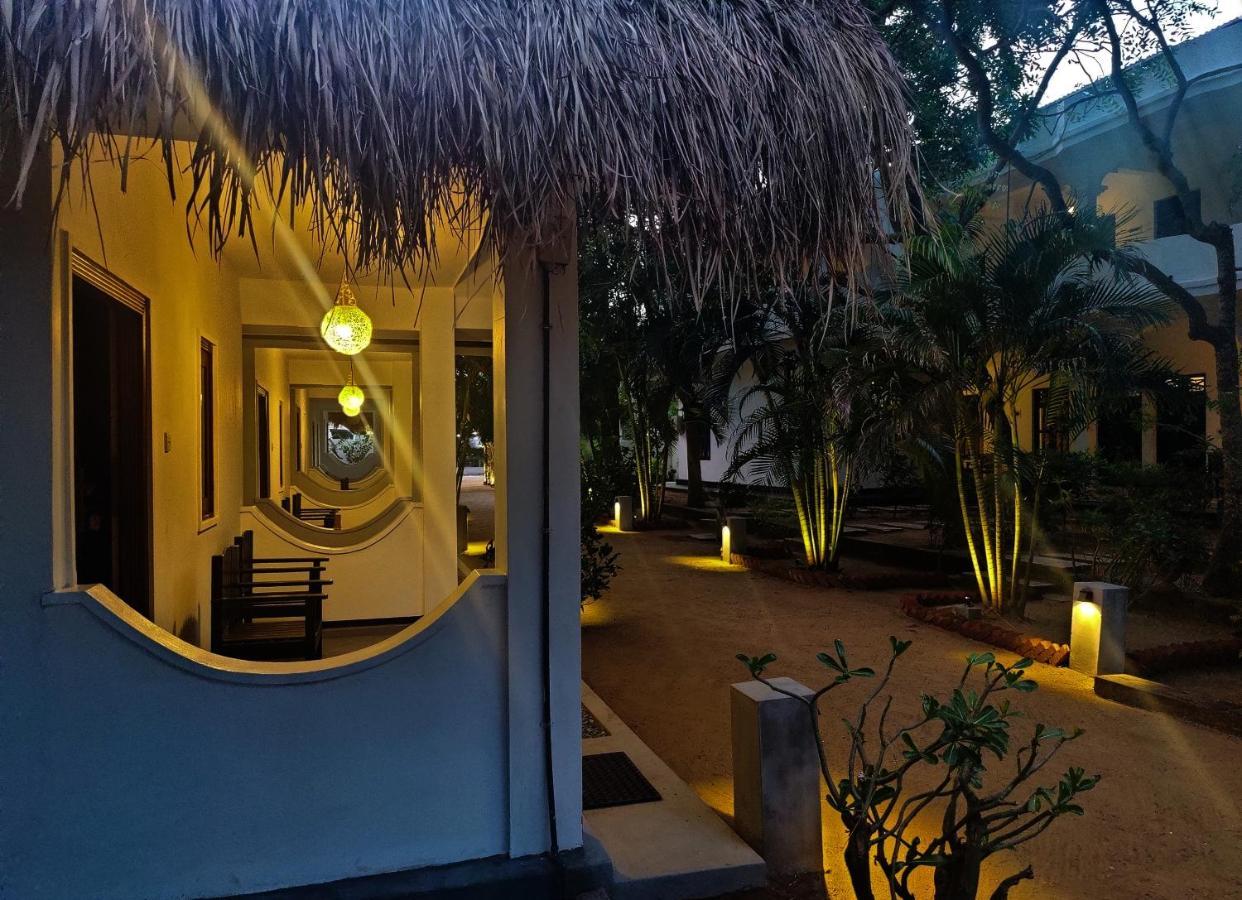 Atteriya Chill Hotel Arugam Bay Exterior photo